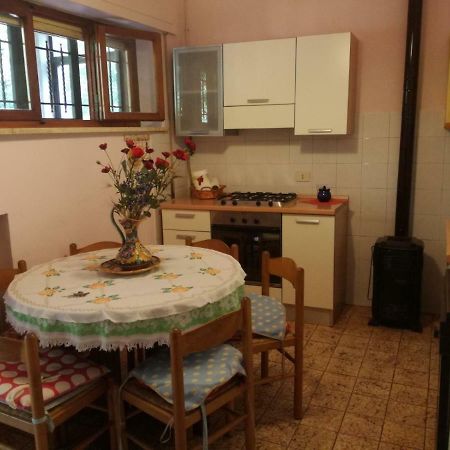 Casa Della Nonna Lägenhet Radicofani Exteriör bild