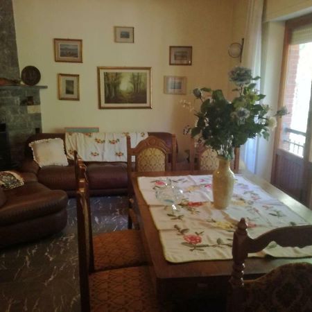 Casa Della Nonna Lägenhet Radicofani Exteriör bild