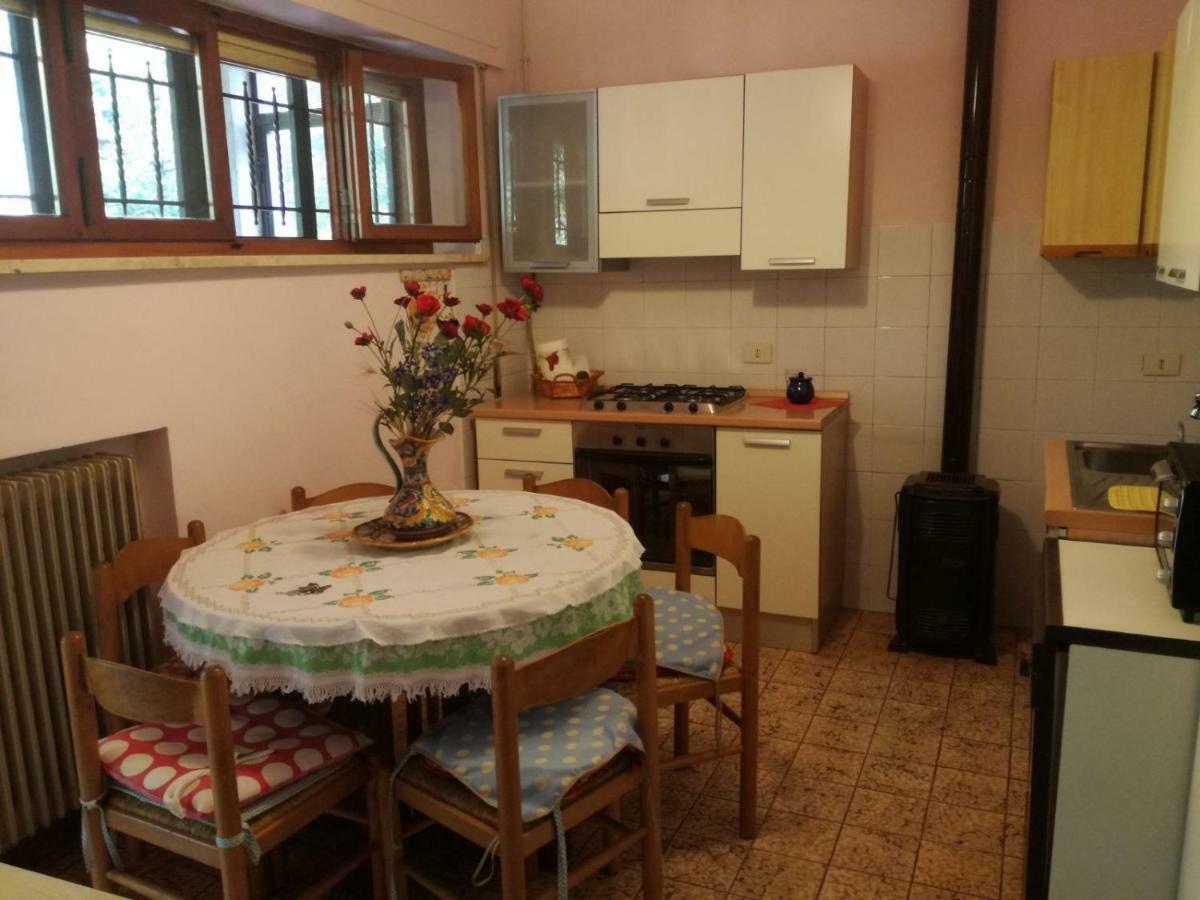Casa Della Nonna Lägenhet Radicofani Exteriör bild