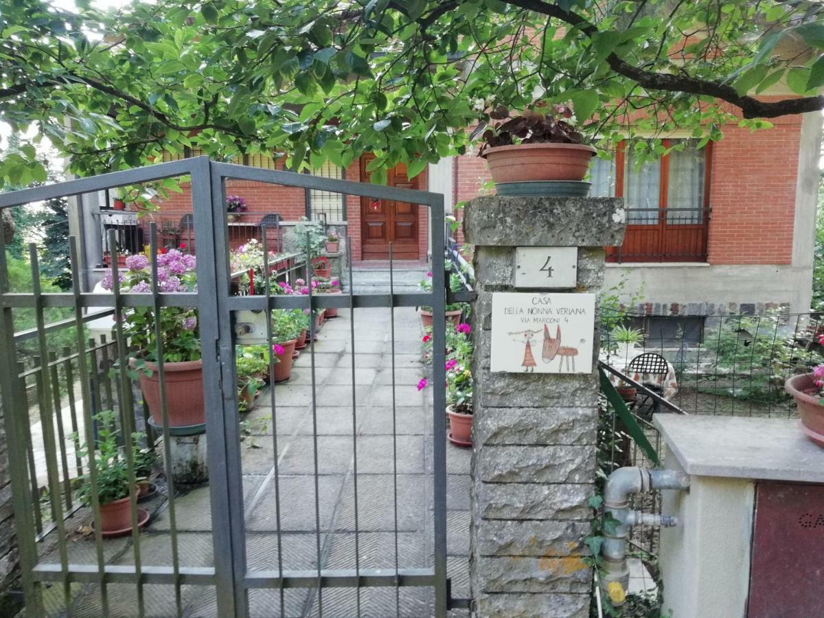 Casa Della Nonna Lägenhet Radicofani Exteriör bild